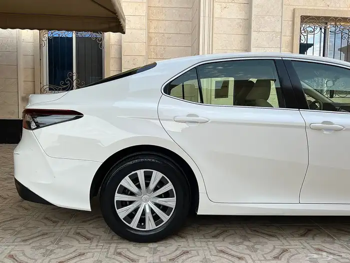 تويوتا كامري 2022 LE عداد 41 شد بلد 8