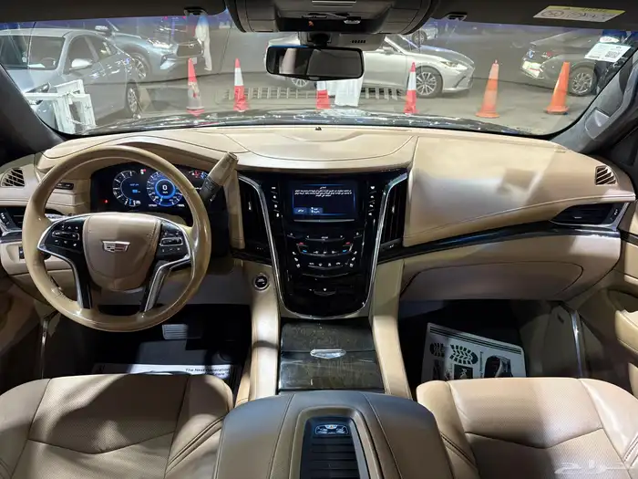 كاديلاك اسكاليد 2018 8