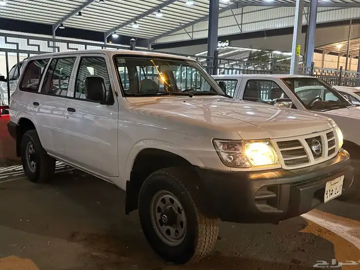 للبيع نيسان باترول الموديل 2003 محركات وكاله السعر 35الف 3