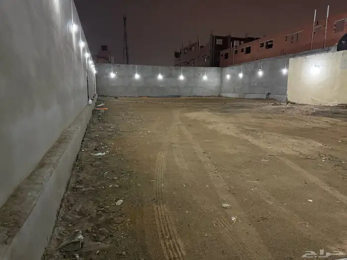 حوش للإيجار بحي بريمان 7