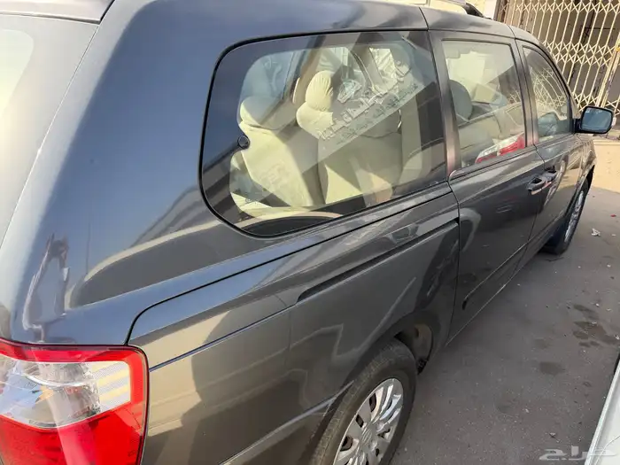 كيا كرنفال موديل 2015 2