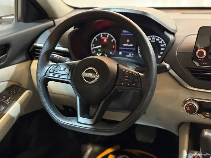 نيسان التيما 2023 (( بحالة ممتازة )) 9