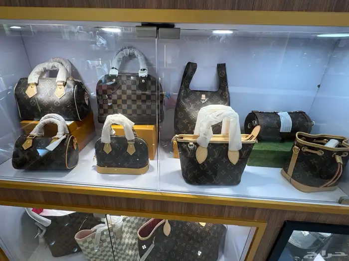 شنط براندات  شنط ماركة  شنط جوتشي   شنط لويس فوتون 62