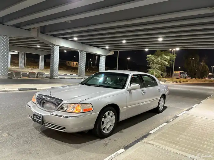 لنكون تاون كار 2011 مخزن 0