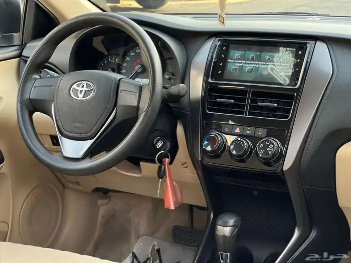 تويوتا يارس فل كامل مخزنه 2022 7