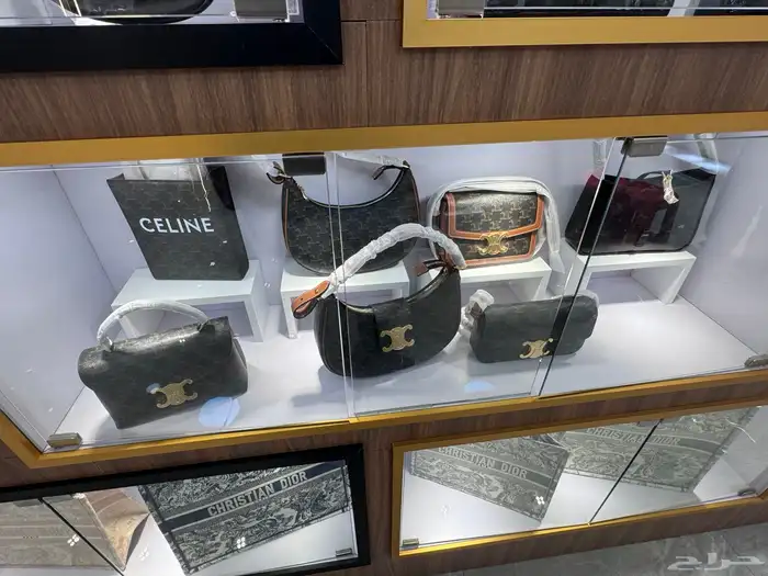 شنط براندات  شنط ماركة  شنط جوتشي   شنط لويس فوتون 18