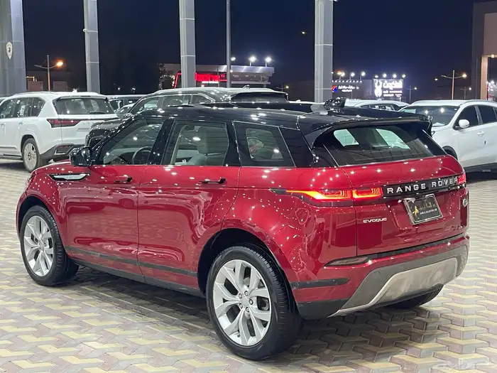 رنج روفر ايفوك موديل 2021 4