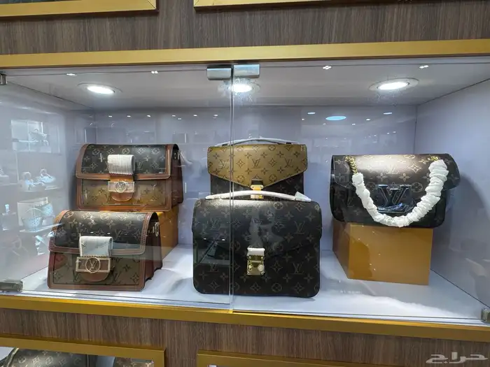 شنط براندات  شنط ماركة  شنط جوتشي   شنط لويس فوتون 72