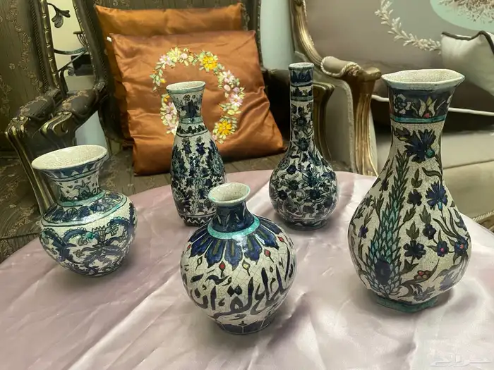 مزهريات خزفية إزنيقيةIznik ceramic vases 0