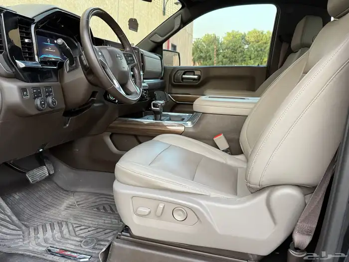 سلفرادو 2022 RST 17