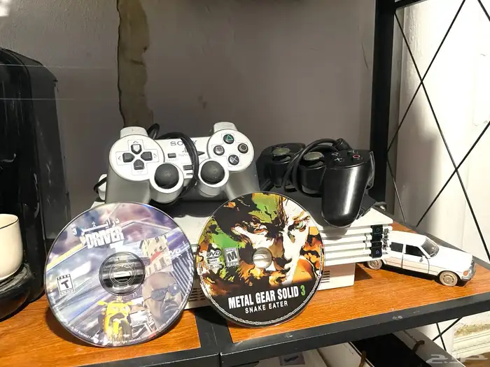 بلاي ستيشن 2 نسخة نادرة ابيض PS2 سوني بلاستيشن 2 5