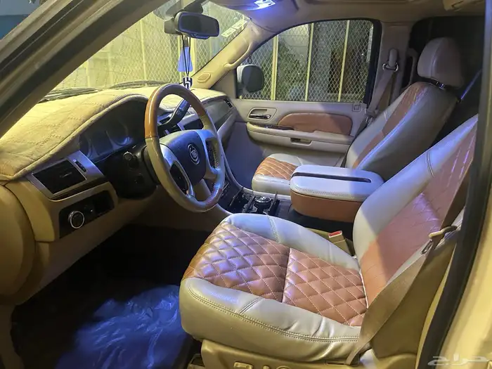 كاديلك اسكاليد 7