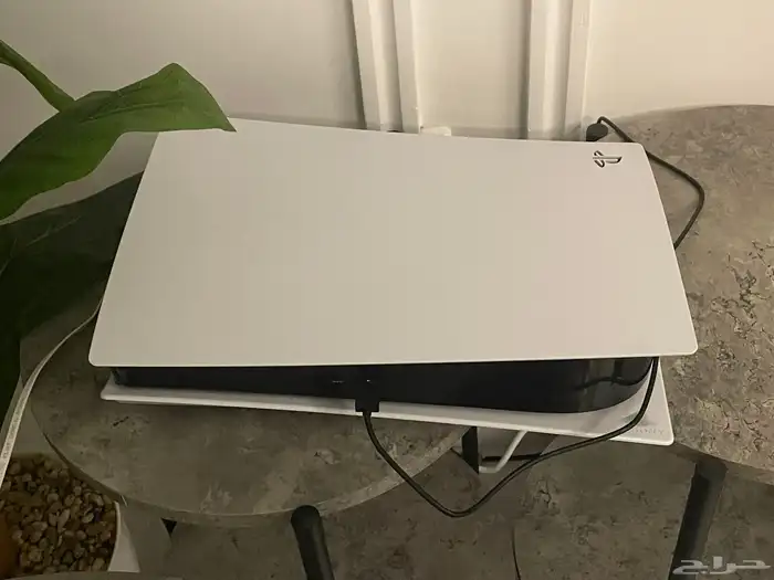 للبيع سوني 5 0