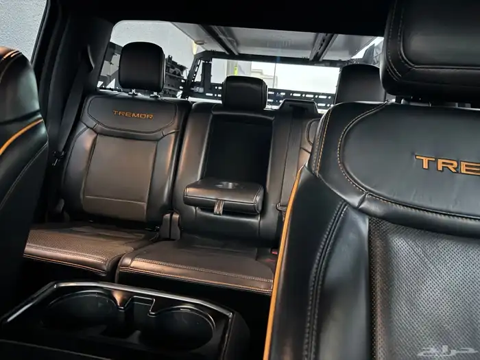فورد F150 تريمور فل كامل 8