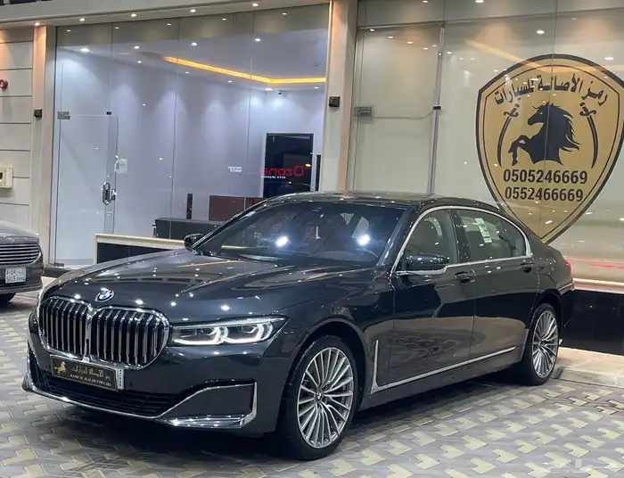 بي أم دبليو 730 موديل 2020 1