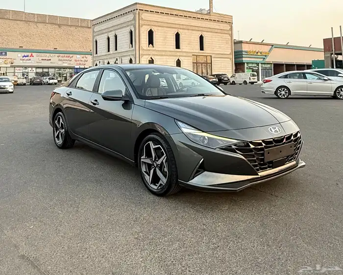 هونداي النترا 2021 ( بنزين ) فل كامل بدون فتحه للبيع 2