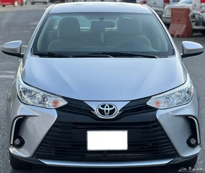 تويوتا يارس فل كامل مخزنه 2022 0