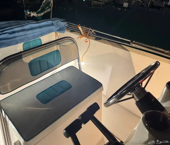 قارب 21 قدم 4