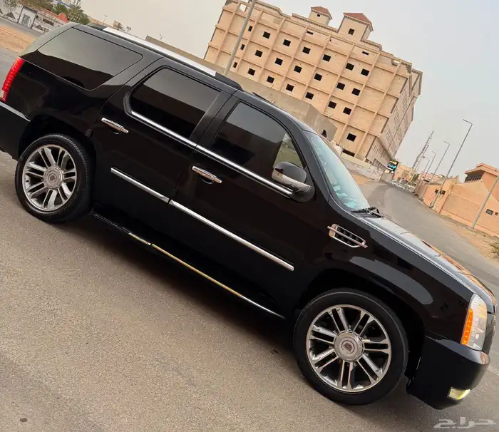 كاديلاك سكاليد 2008 4