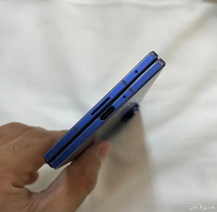 للبيع جوال جلكسي فولد 7 3