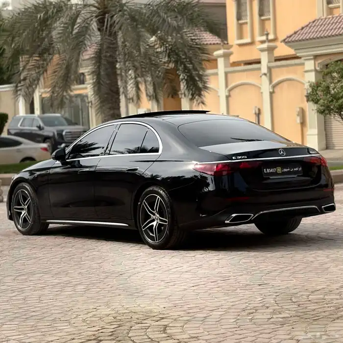 مرسيدس 4MATIC AMG E300 2024 10