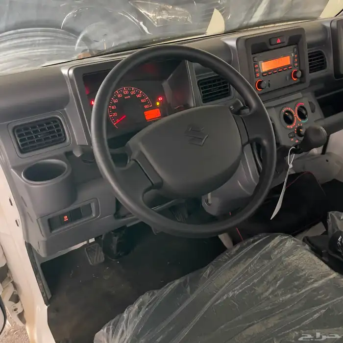 سوزوكي دباب كاري 2025 3