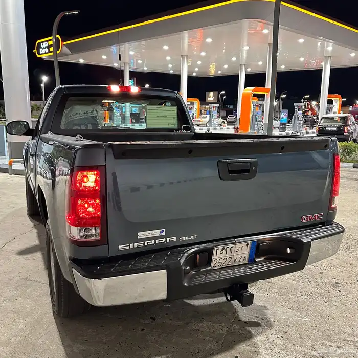 سييرا 13 دبل z71 مشروط ثالث مالك لون نادر 8