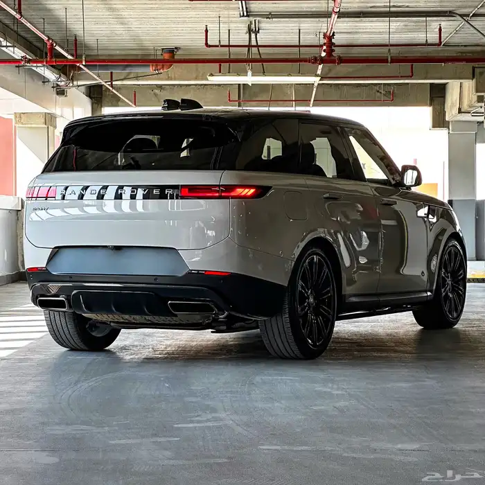 رنج روفر سبورت 2024 1