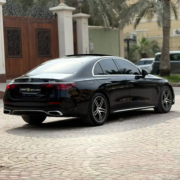 مرسيدس 4MATIC AMG E300 2024 11
