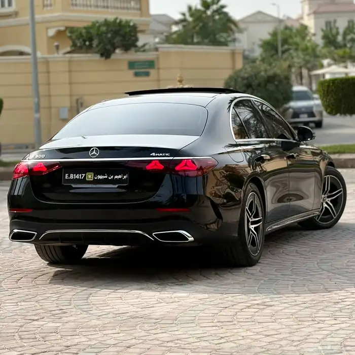 مرسيدس 4MATIC AMG E300 2024 3