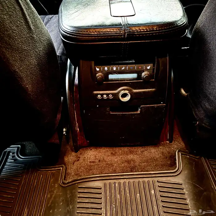 كاديلاك سكاليد 2008 19