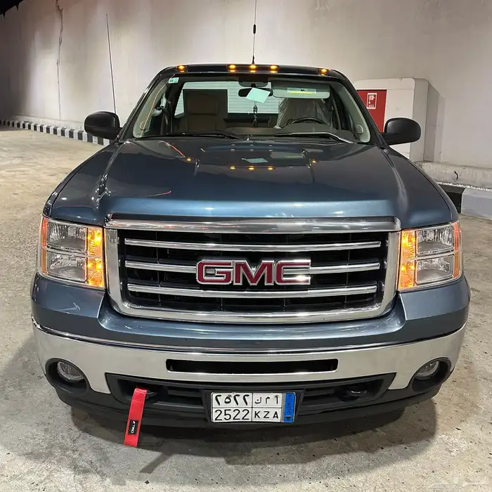 سييرا 13 دبل z71 مشروط ثالث مالك لون نادر 1