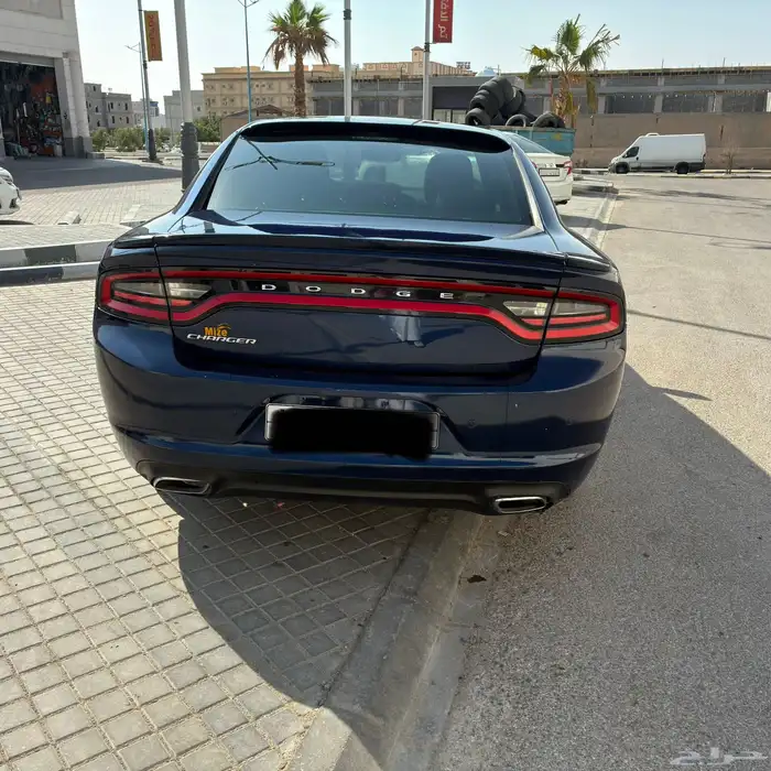 دودج تشارجر v6 4