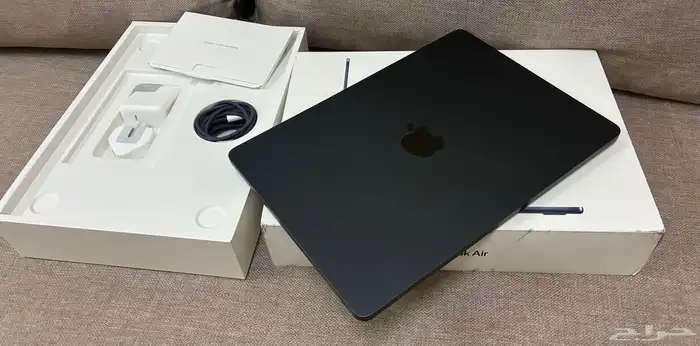 لابتوب ابل ماك بوك آير M2 الرام 16 شبه جديد استخدام مرتين 1