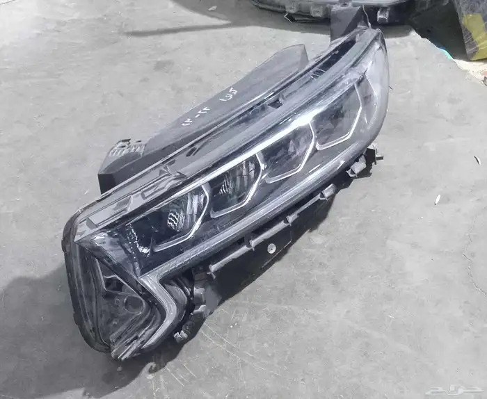 يتوفر شمعه كادينا يسار 0