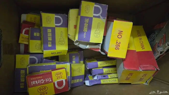 للبيع اطقم حبات تماتيك وعدد يدويه ومعدات كهربائيه 42