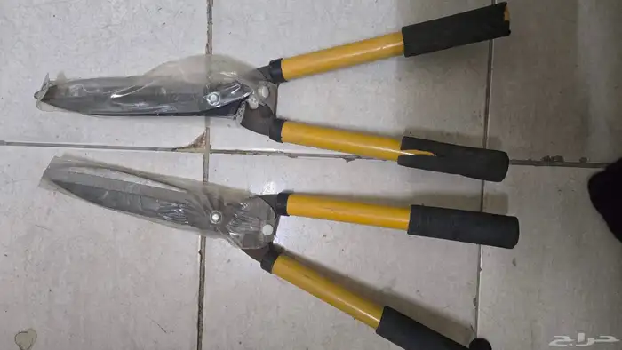 للبيع اطقم حبات تماتيك وعدد يدويه ومعدات كهربائيه 44