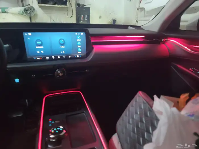 تركيب لد داخلي على فورد تورس 2025 1