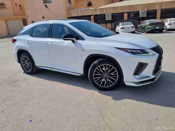 لكزس RX 2020 5