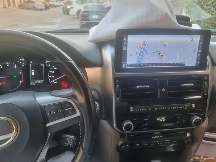 جيب لكزس 2022 GX أسود 3