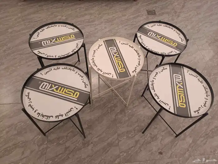 أغراض محل كوفي للتقبيل 8