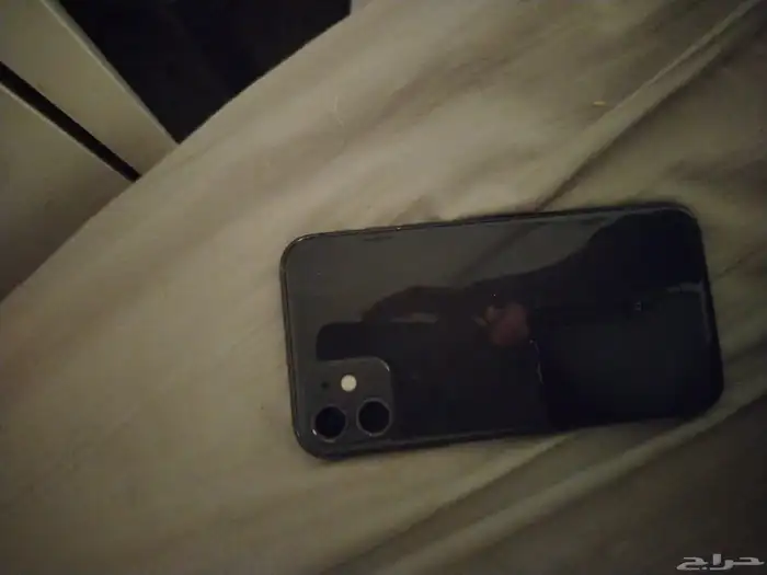 ايفون 11 البطارية 94 جديد بس الشاشه نص مكسورة 1