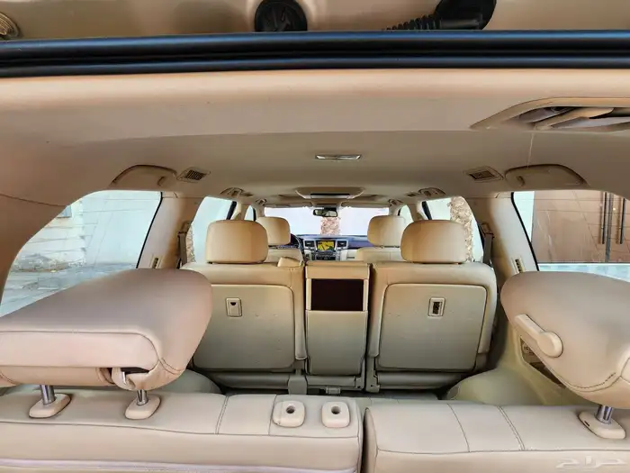 لكزس جيب 570 LX فل كامل  2011 ممشي 391 الف 12