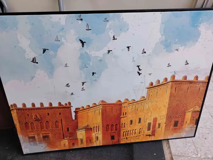 سلة طفل او قطة ودراجة زينة ومركنين زجاج ولوحات للبيع 4