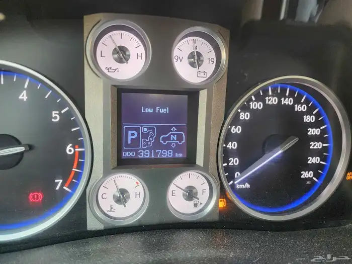 لكزس جيب 570 LX فل كامل  2011 ممشي 391 الف 15