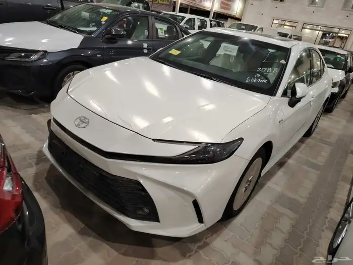 تويوتا كامري 2025 هايبرد  E سعودي 2