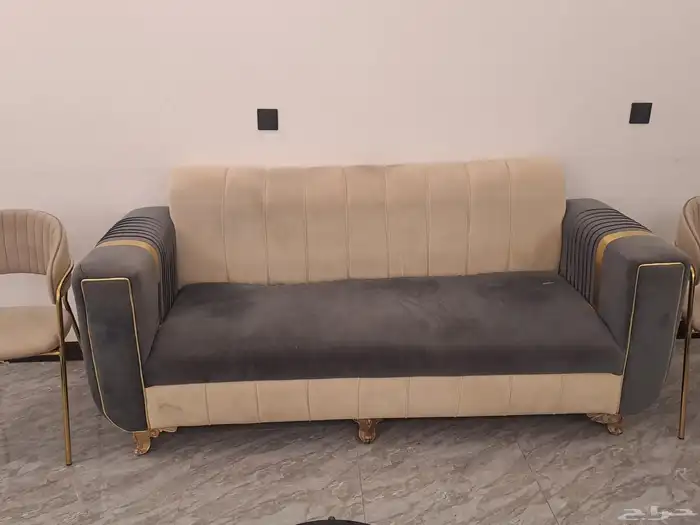 أغراض محل كوفي للتقبيل 7