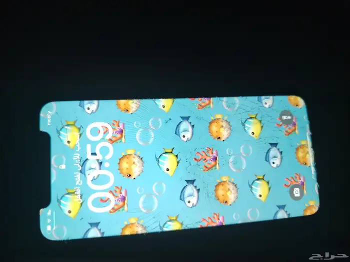 ايفون 11 البطارية 94 جديد بس الشاشه نص مكسورة 0