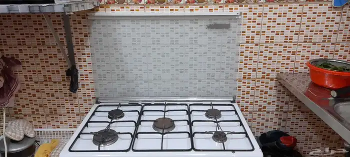 فرن للبيع استعمال نظيف 1