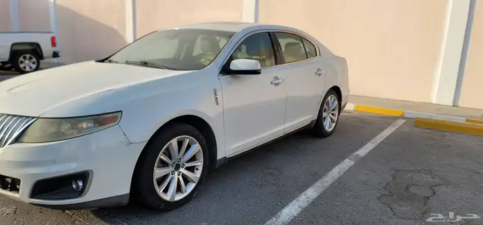 للبيع لينكولن mks 2009 1